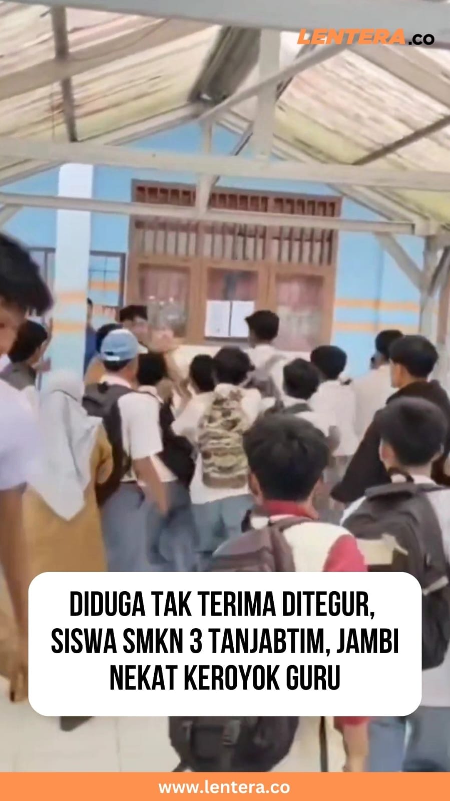 Diduga Tak terima di tegur , Siswa SMKN 3 Tanjabtim, Jambi Nekat keroyok Guru